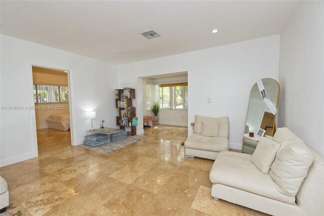 Building Photo - 8240 SW 62nd Ct