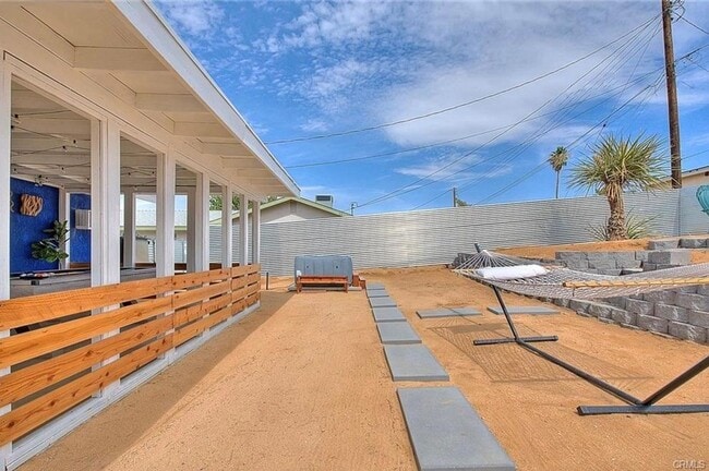 Building Photo - Fully Furnished Home in Joshua Tree