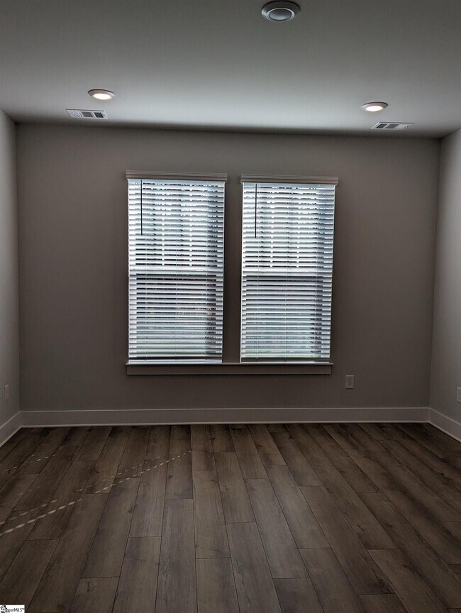 Building Photo - 303 Grange Vly Ln