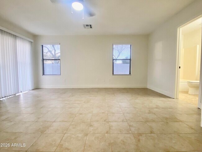 Building Photo - 13658 W Fargo Dr