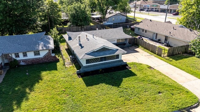 Building Photo - 4 Bedroom Rent to Own Home Available!