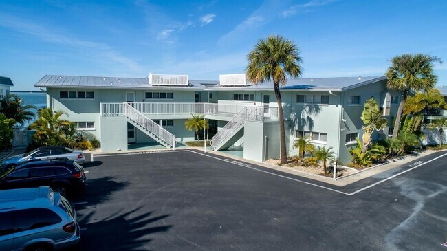 Building Photo - 2566 Gary Cir