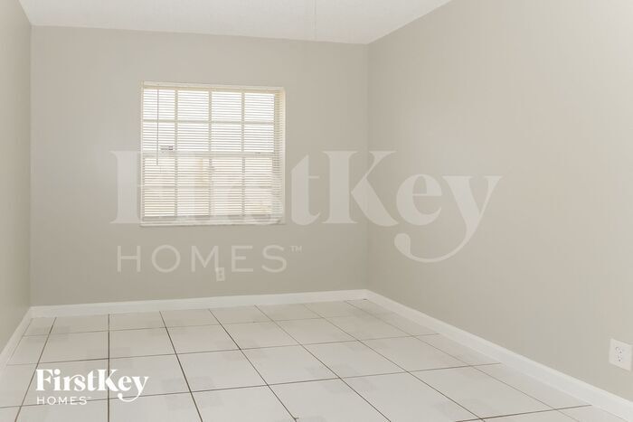 Building Photo - 6187 Wauconda Way W