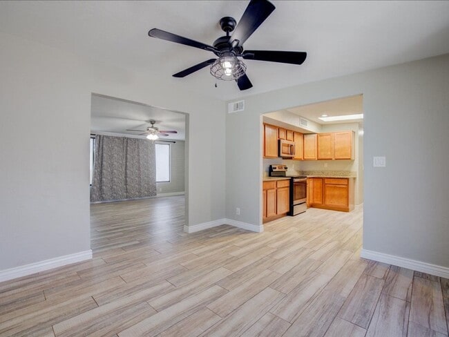 Building Photo - Spacious 4-Bedroom, 2-Bath Home with Extended Driveway & Large Backyard