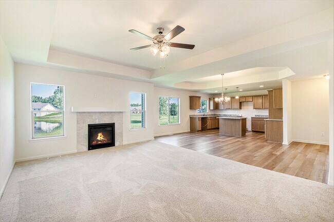 Building Photo - 5391 Swan Dr