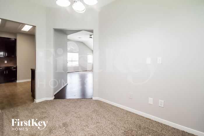 Building Photo - 9819 Barr Spring Dr
