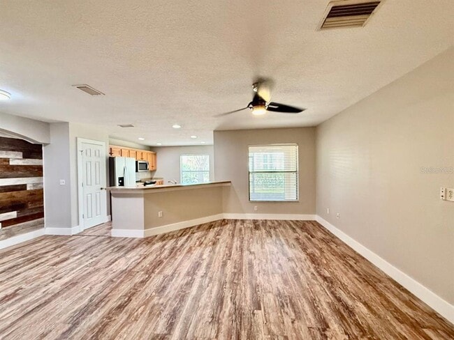 Building Photo - 2409 Hibiscus Bay Ln