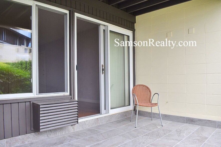 Building Photo - 400 Narragansett Pkwy
