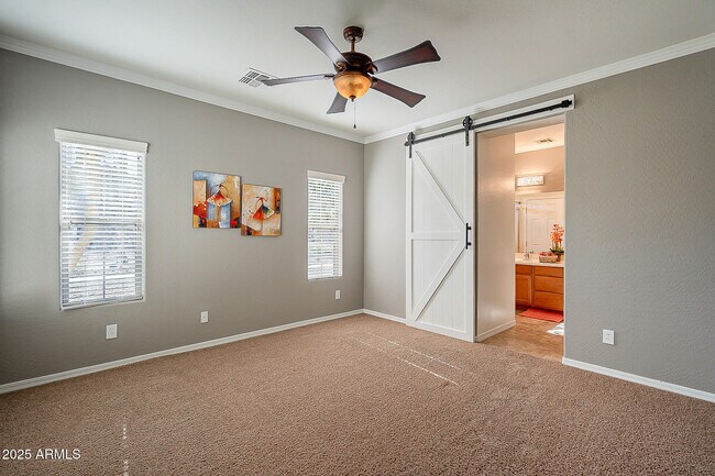 Building Photo - 2153 W Barwick Dr