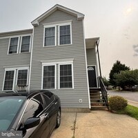 Building Photo - 45569 Knockeyon Ln