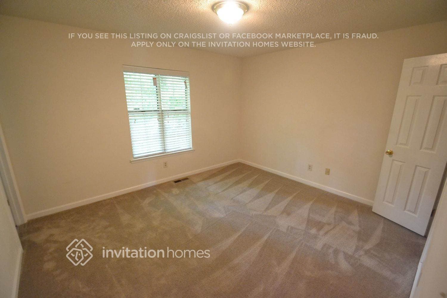 Building Photo - 2289 Chestnut Pl