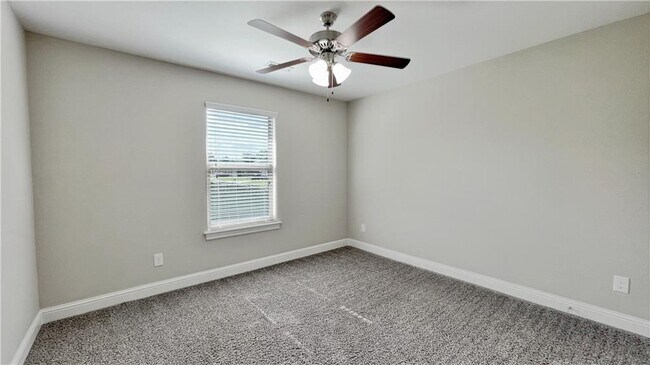 Building Photo - 761 Captain Reid Ln