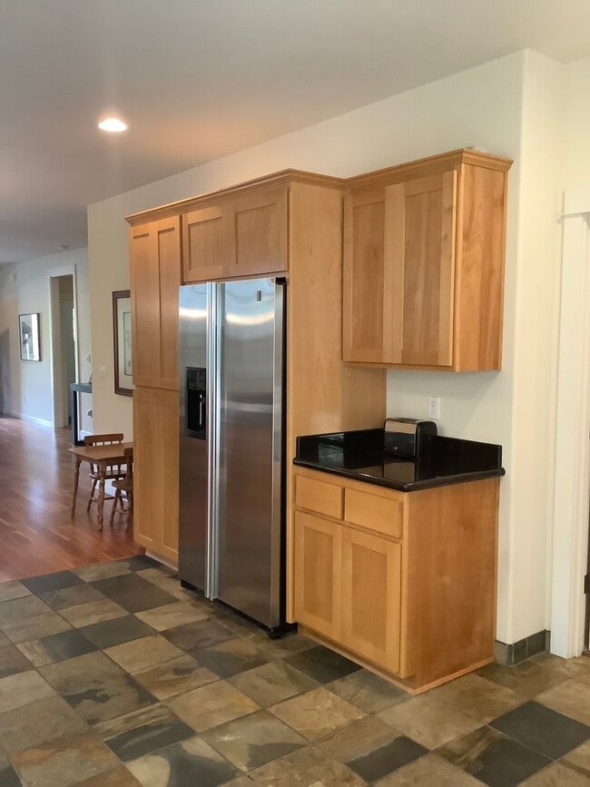 Building Photo - Three bedroom home near N. Mountain Nature Park. | Available April