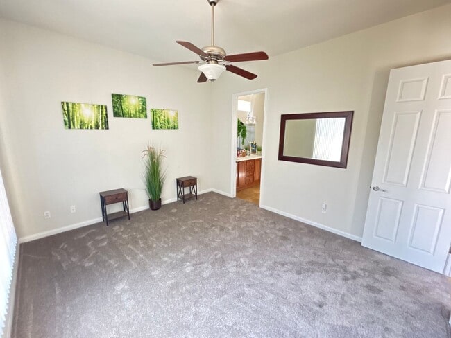 Building Photo - Del Web Rental 2 Bedroom