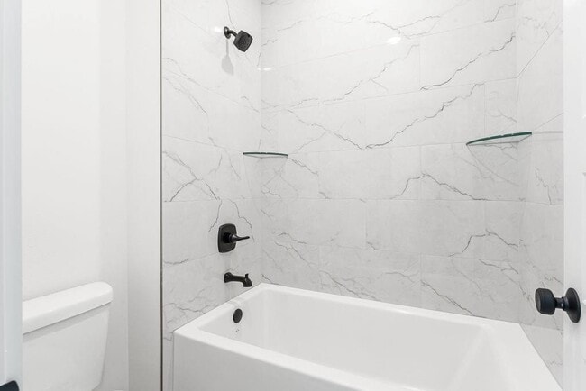 Building Photo - 4124 W Olive St