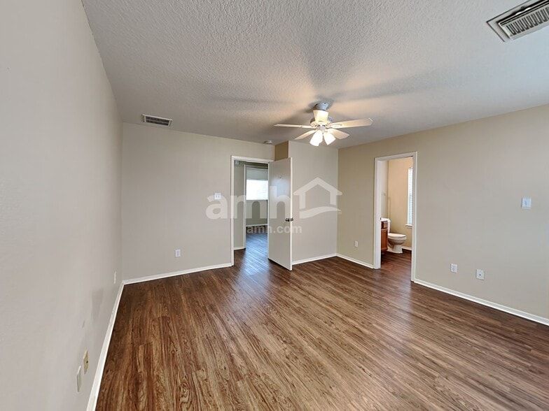 Building Photo - 20534 Patriot Park Ln