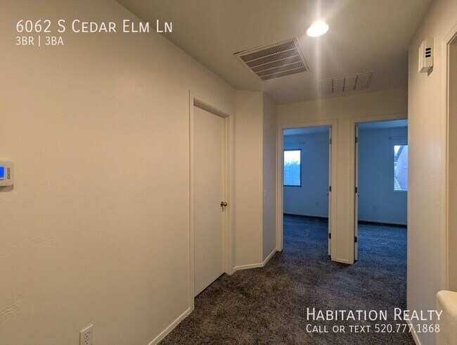 Building Photo - 6062 S Cedar Elm Ln