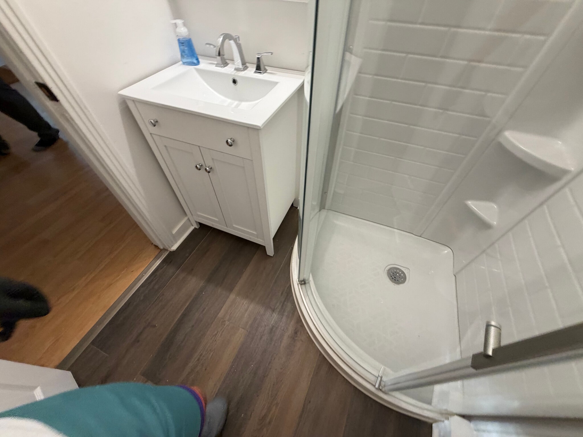 Building Photo - Room in House on Cox Mill Rd