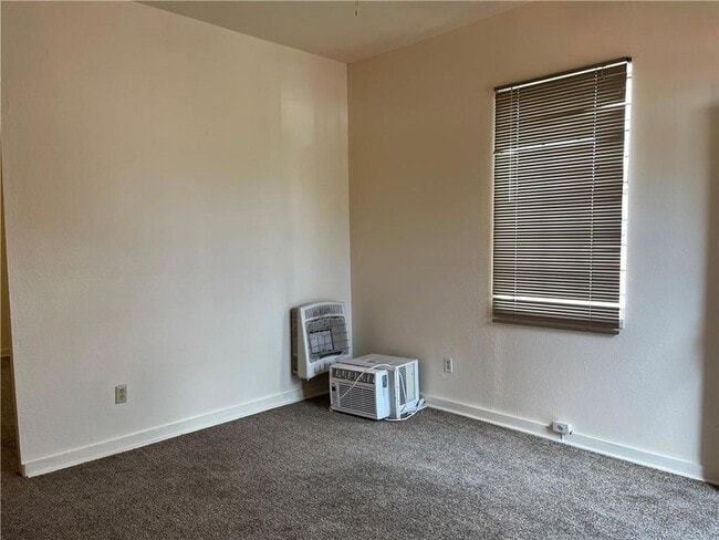 Building Photo - 2934 Dryades St