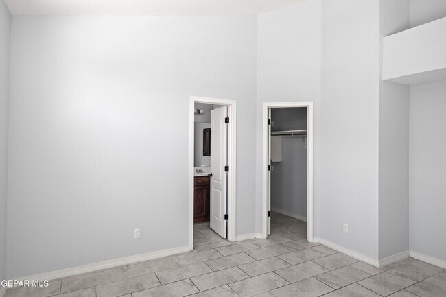 Building Photo - 14368 Chris Zingo Ln