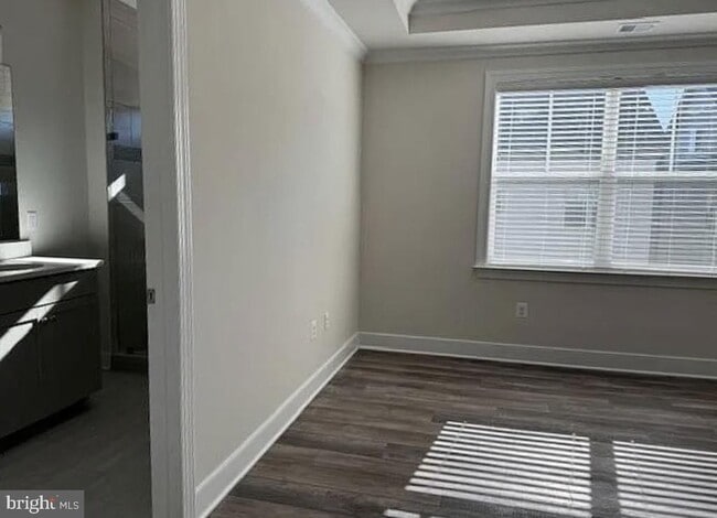 Building Photo - 136 Bleeker Pl