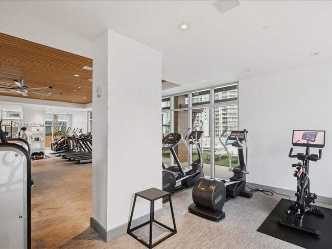 Building Photo - 330 Sunny Isles Blvd