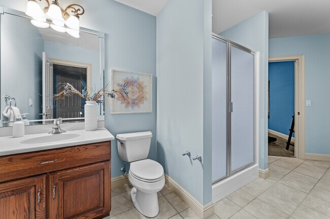 Building Photo - 12932 Sunset Bluff Ct