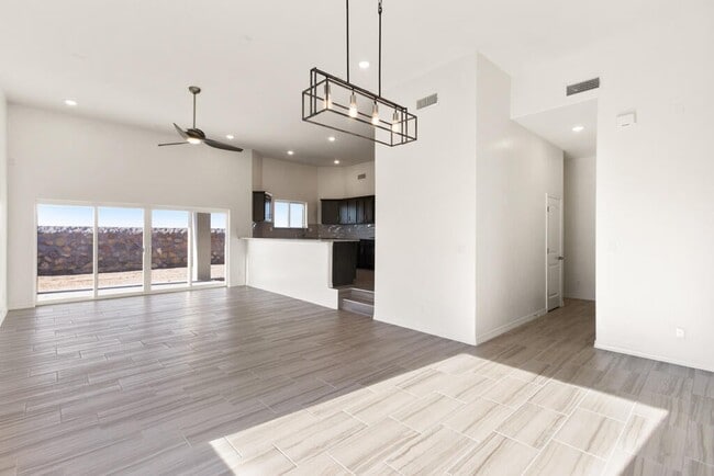 Building Photo - 13348 Eton Ct