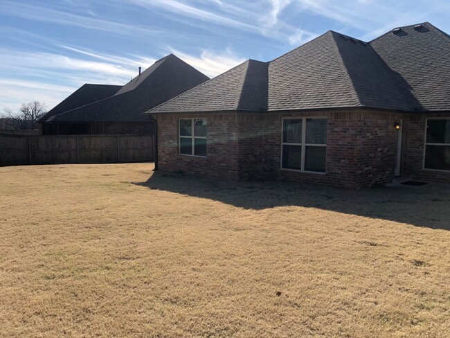Building Photo - 4 bedroom home in Brighton Village