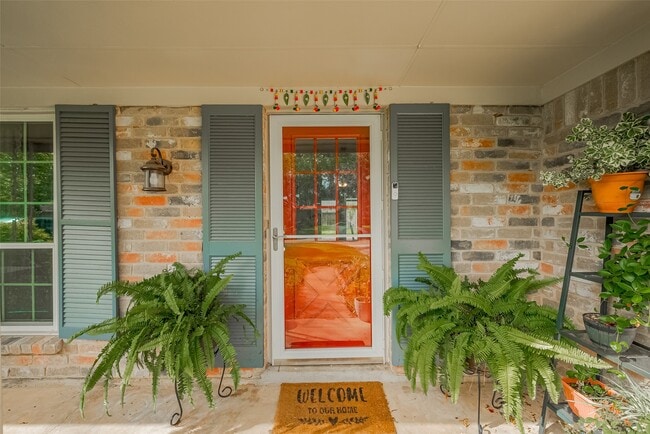 Building Photo - 3426 Hidden Creek Dr