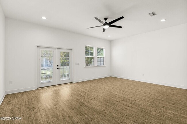 Building Photo - 112 Enchantment Falls Ln