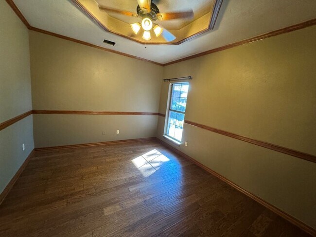 Building Photo - Stunning 3 bed in immaculate community, NO mowing, neighborhood pool, and GATED entry!