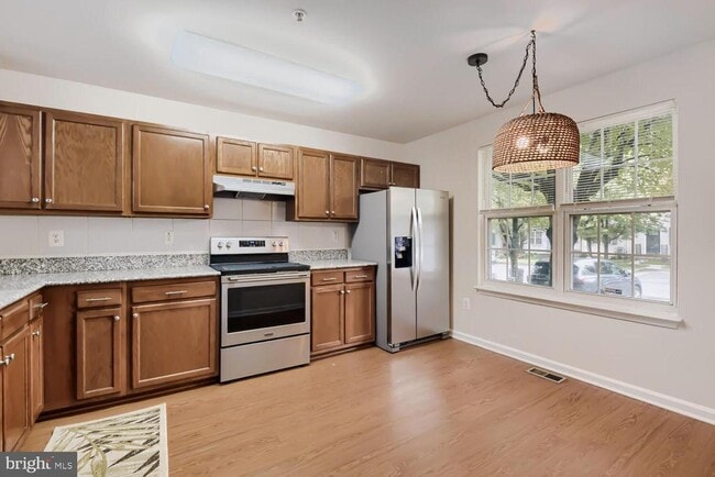 Building Photo - 3971 Red Deer Cir