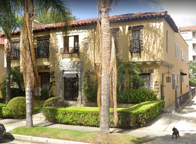 Building Photo - 325-327 S Detroit St