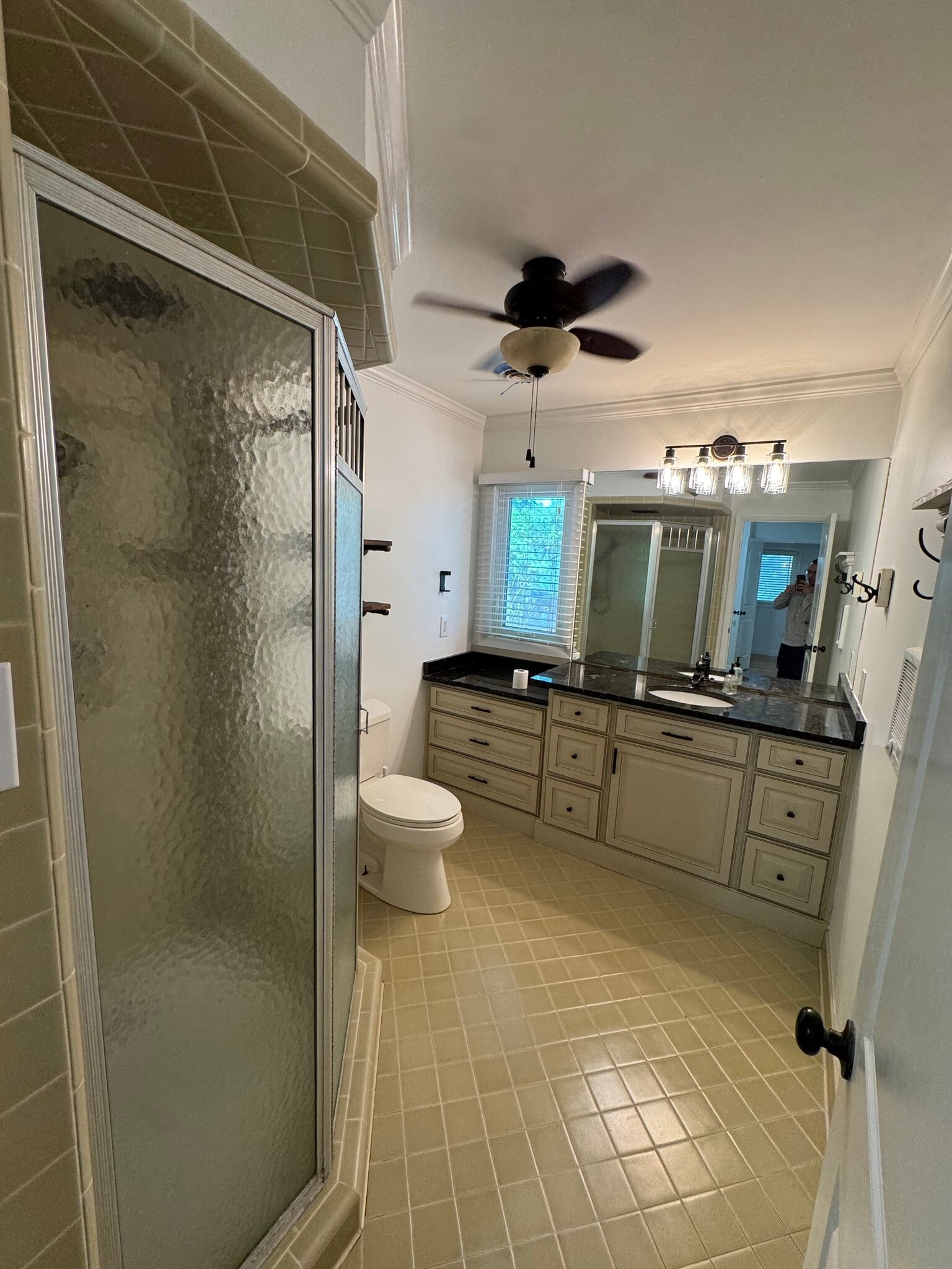 Building Photo - 732 Hillgate Rd