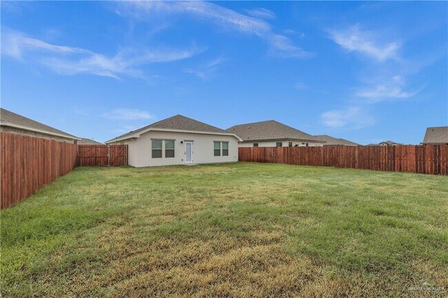 Building Photo - 8313 N 34th Ln