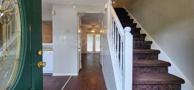 Building Photo - 1681 Winchester Way SE