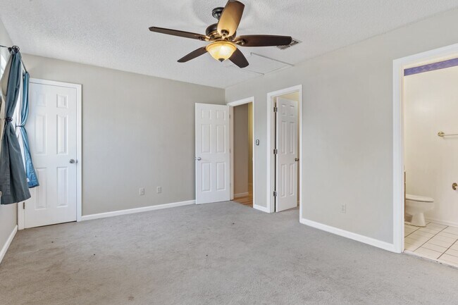 Building Photo - 2372 Gregory Dr