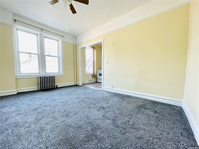 Building Photo - 109-18 Lefferts Blvd