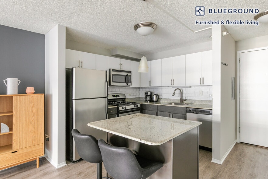 Building Photo - 180 N Jefferson St