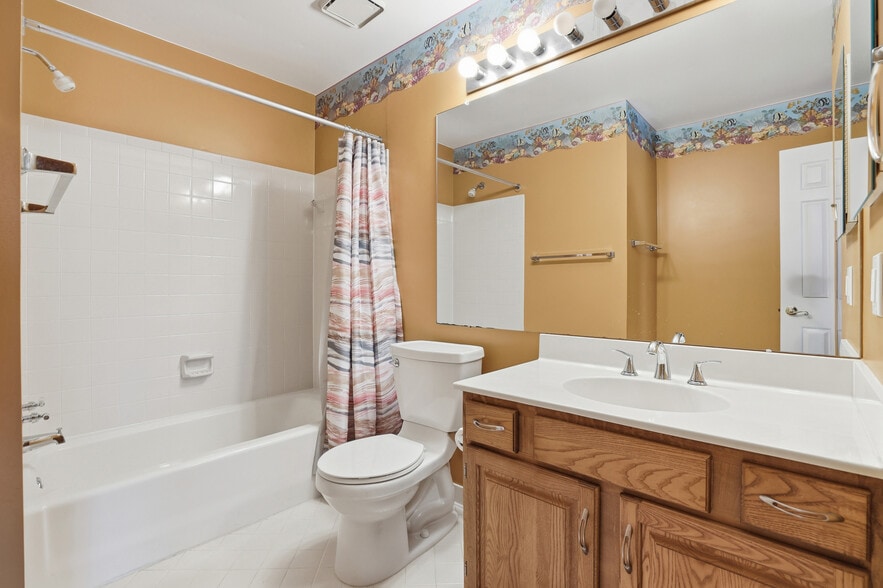 Building Photo - 8341 Marketree Cir