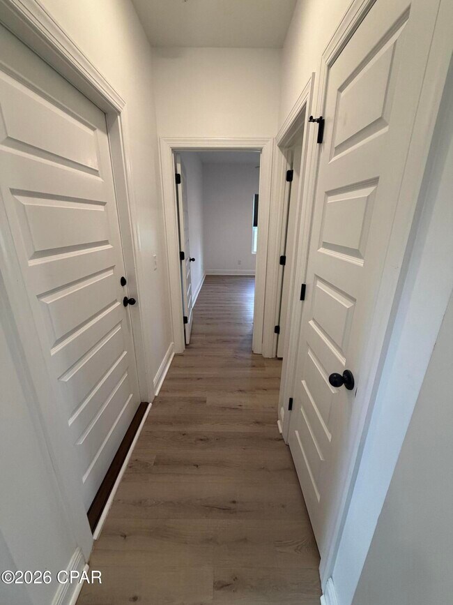 Building Photo - 1303 Louisiana Ave