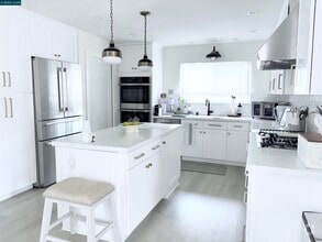 Building Photo - 2313 Bundros Ct