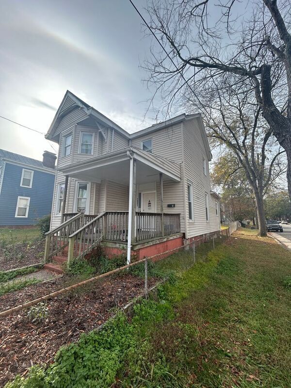 Building Photo - 1901 Fairmount Ave