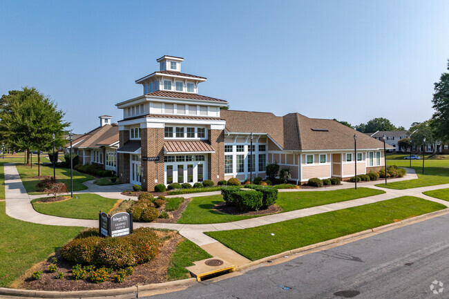 Clubhouse - Belmont Hills Apartments