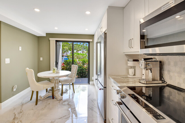 Building Photo - 15878 Loch Maree Ln