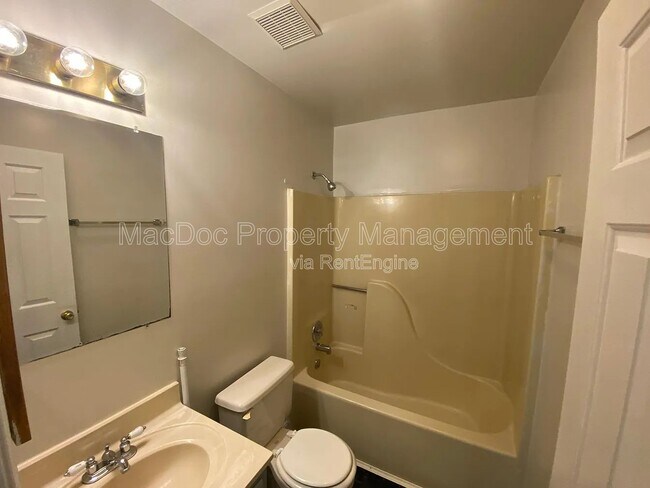 Building Photo - 118 Farrell Ln