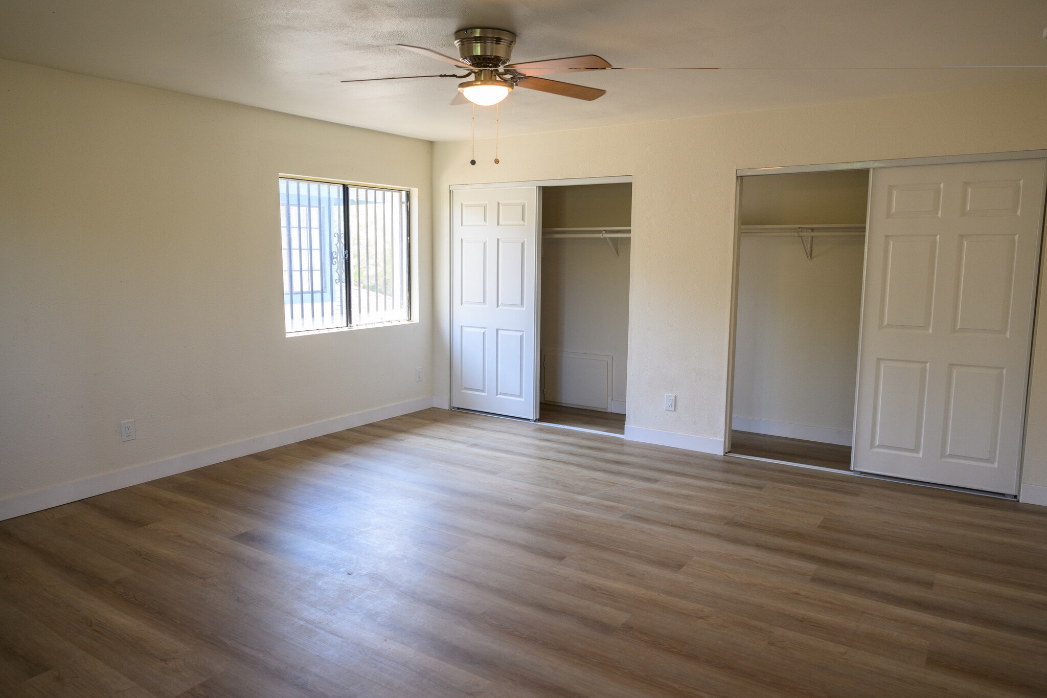 Building Photo - 8017 Alpaca St