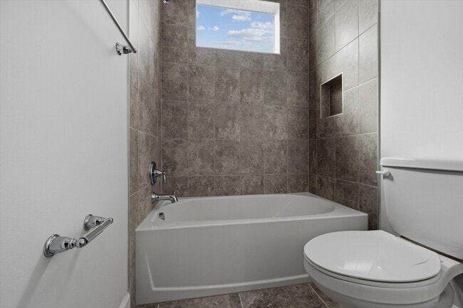 Building Photo - 14971 RedCove Pl