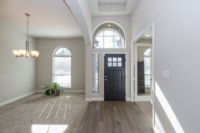 Building Photo - 12607 Pine Savannah Ln